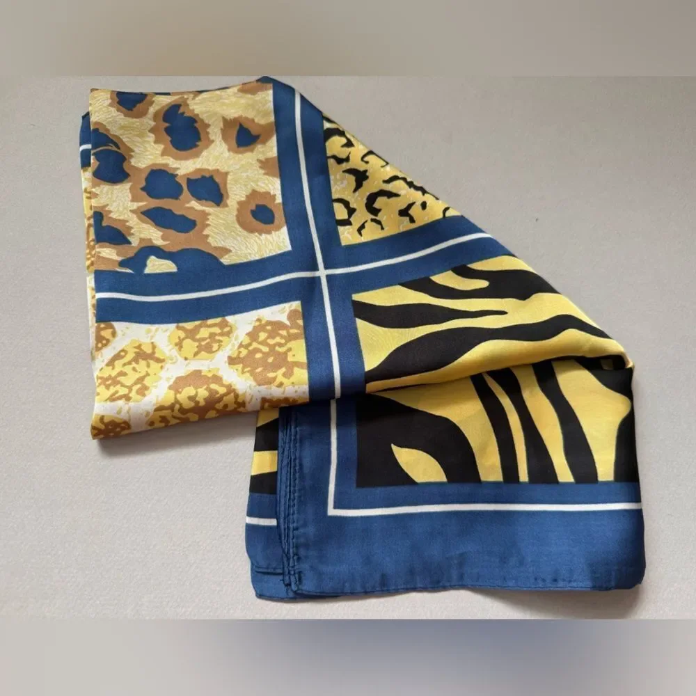 Animal Patterned Scarf N1104